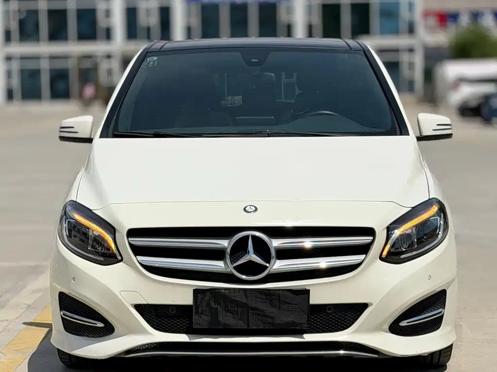 Mercedes-Benz B-Class 2016 — фото 3