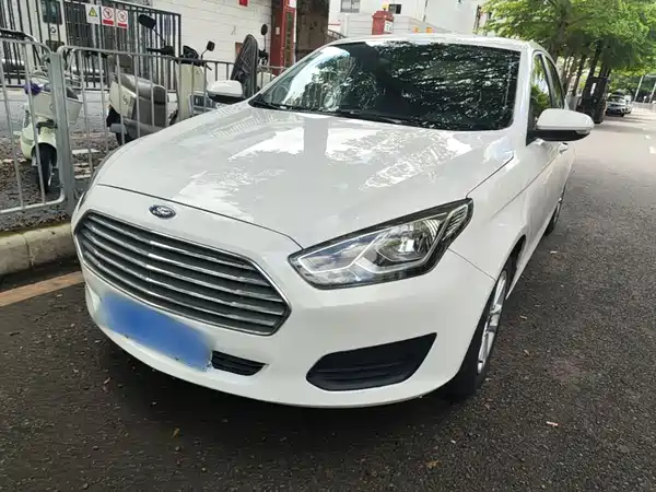 Ford Escort 2019