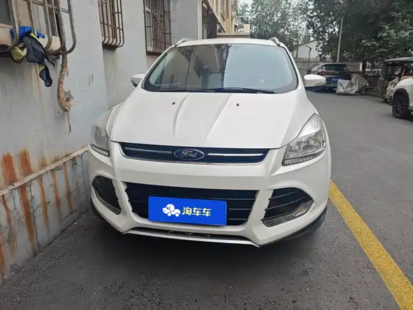 Ford Kuga 2016