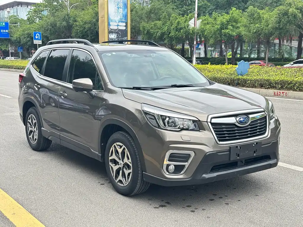 Subaru Forester 2020 — фото 3
