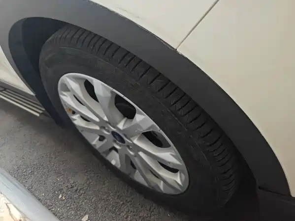 Ford Kuga 2016