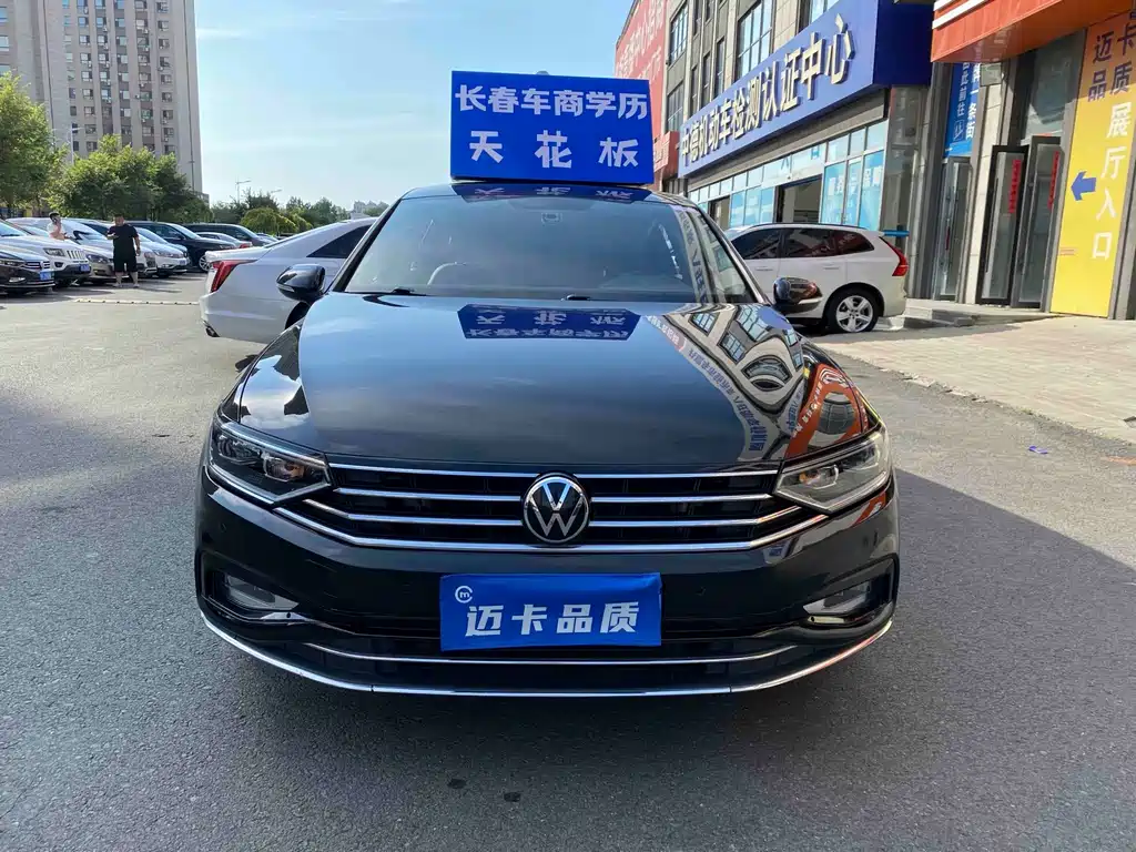 Volkswagen Magotan 2021