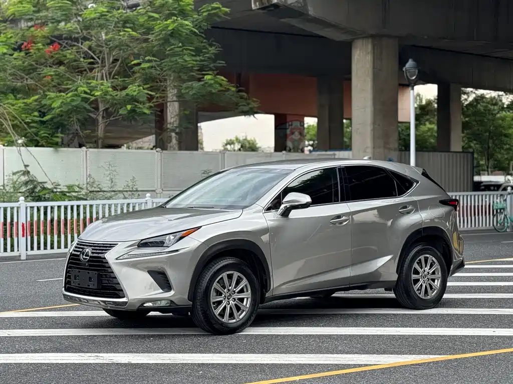 Lexus NX 2018