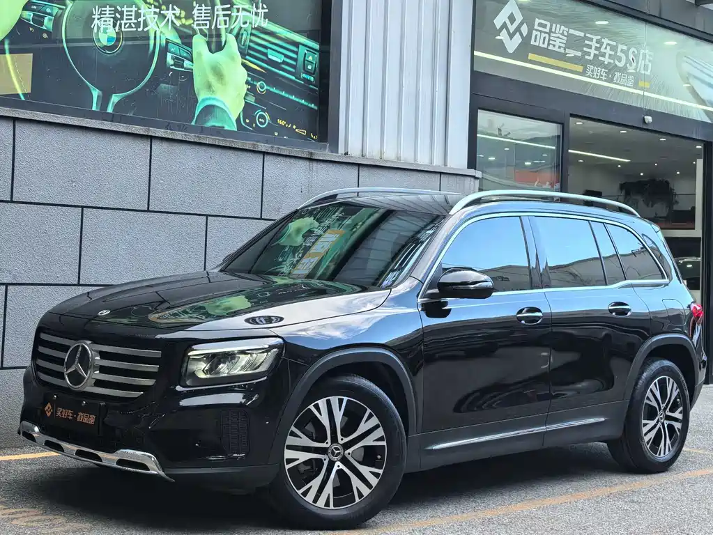 Mercedes-Benz GLB 2025