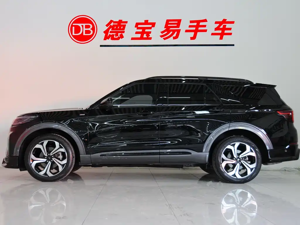 Ford Explorer 2022 — фото 3