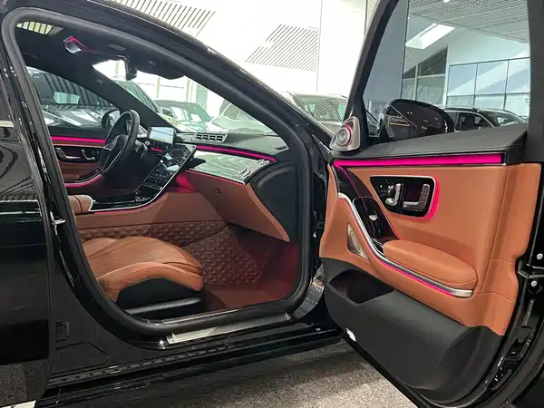 Mercedes-Benz S-Class 2023