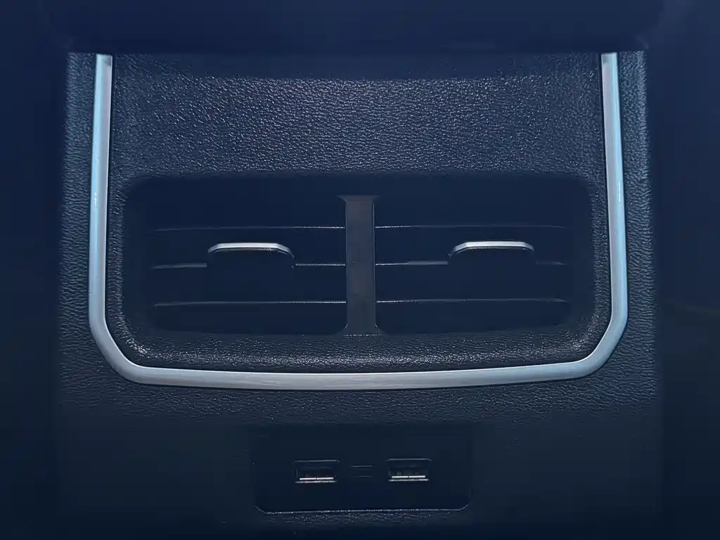Haval H6 2023 — фото 12