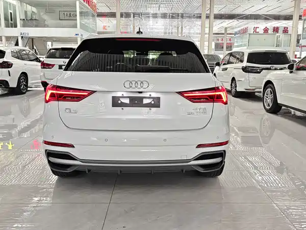 Audi Q3 2023
