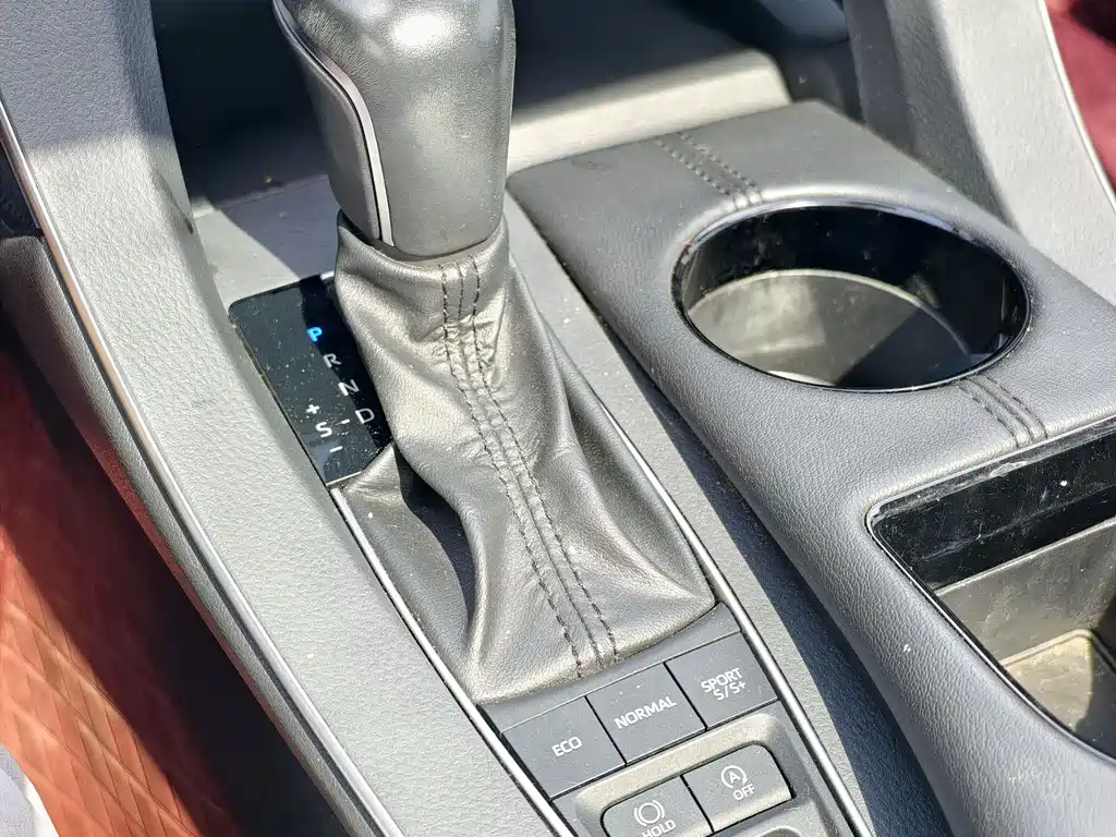 Toyota Avalon 2021 — фото 19
