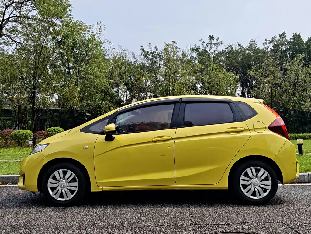 Honda Fit 2016 — фото 5