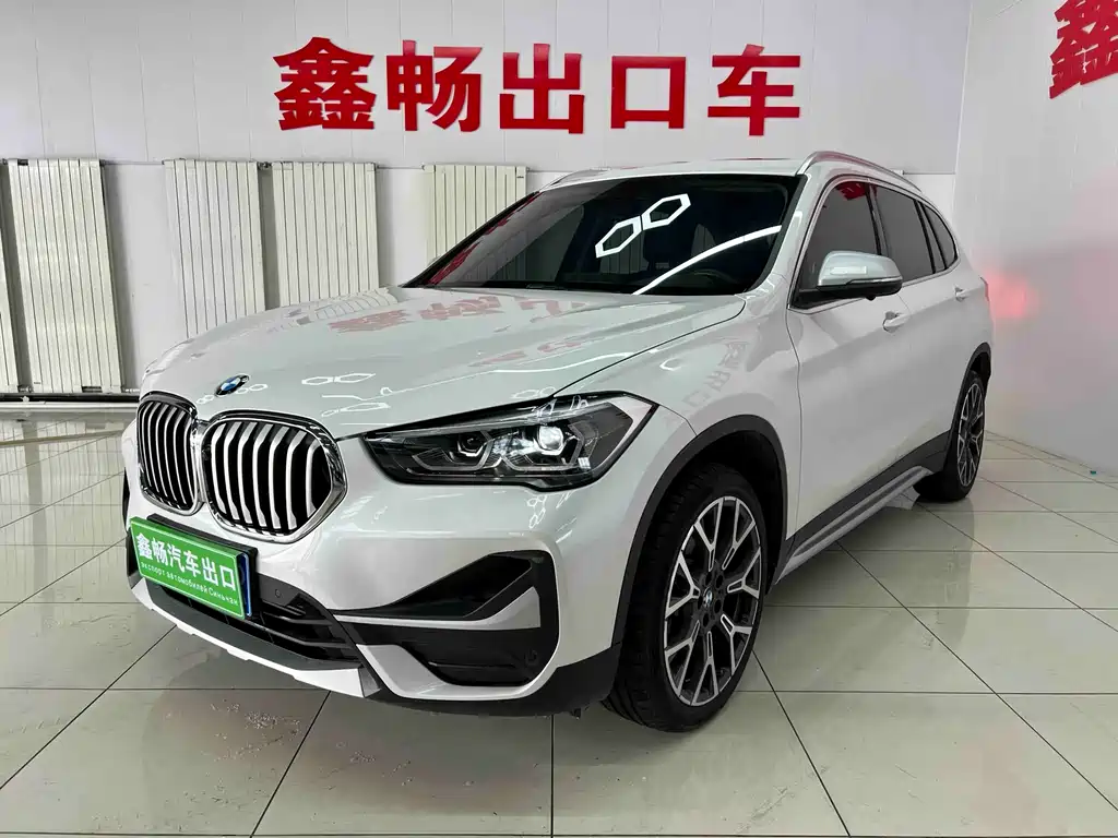 BMW X1 2023 — фото 1