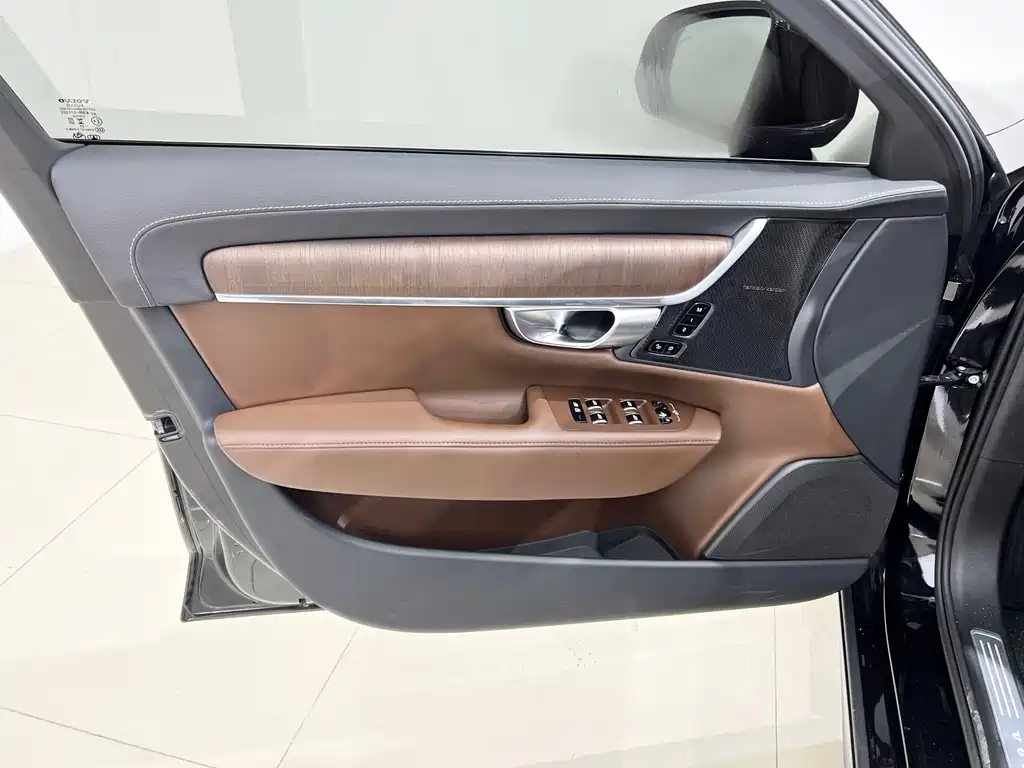 Volvo S90 2023 — фото 20