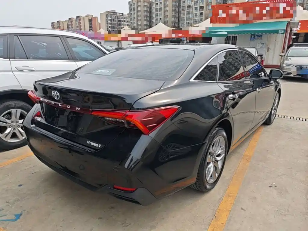 Toyota Avalon 2021