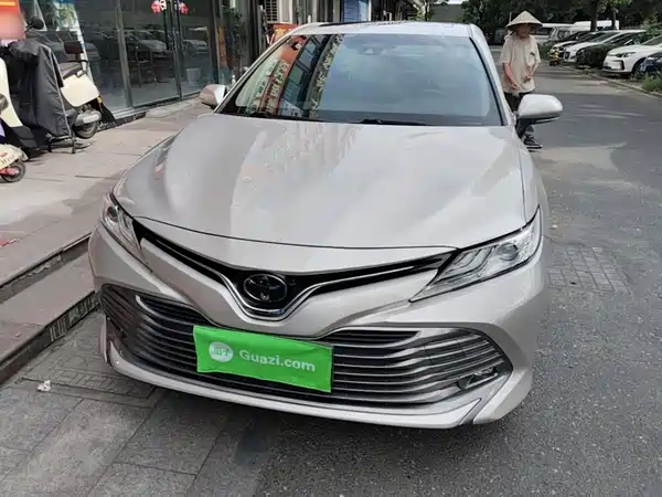 Toyota Camry 2019