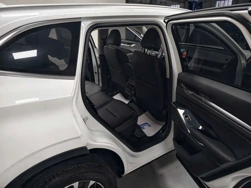 Haval H6 2024 — фото 16