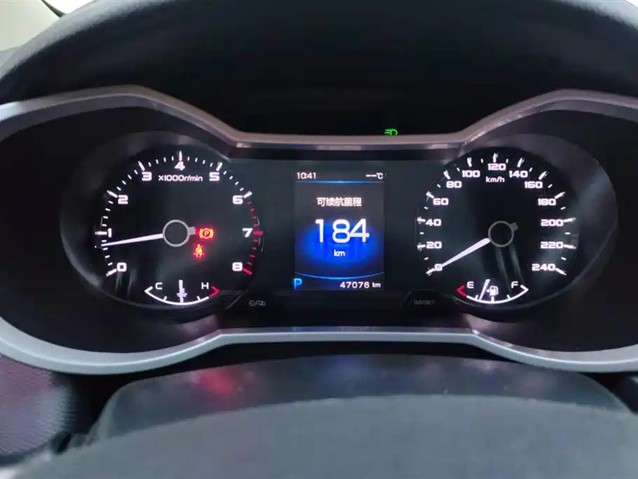 Geely Emgrand GS 2018 — фото 14
