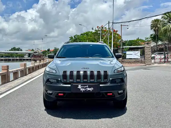 Jeep Cherokee 2015