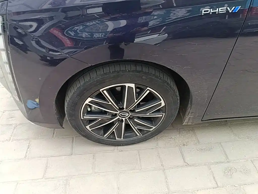 GAC Motor E8 Hybrid 2024 — фото 23