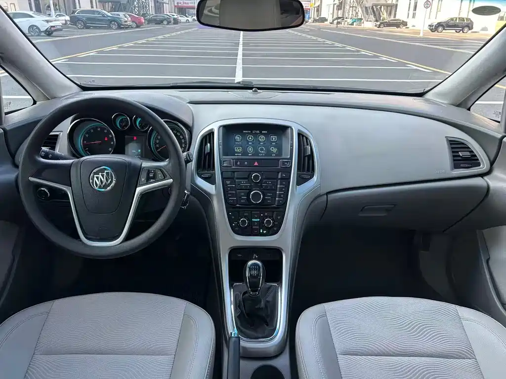Buick Excelle 2014