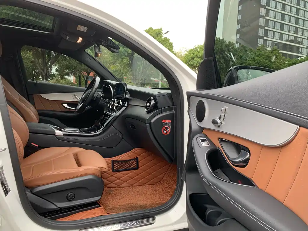 Mercedes-Benz GLC Coupe 2020 — фото 16