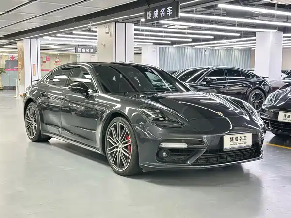 Porsche Panamera 2018