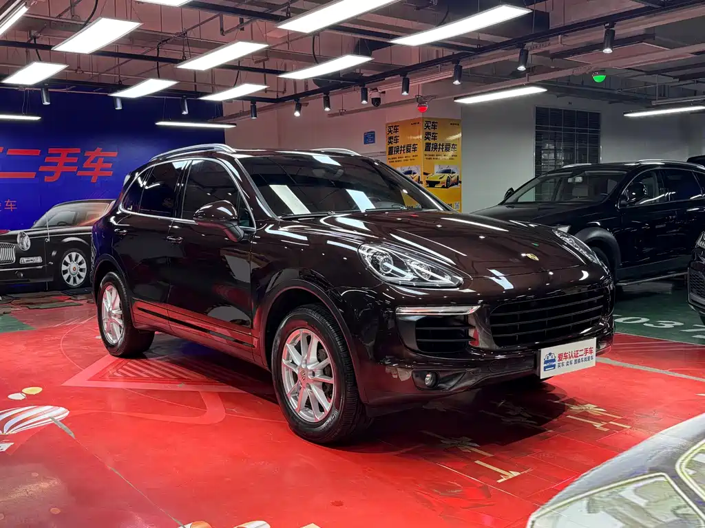 Porsche Cayenne 2015 — фото 3