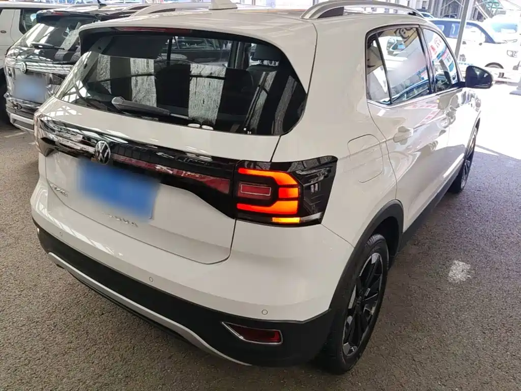 Volkswagen Tacqua 2021