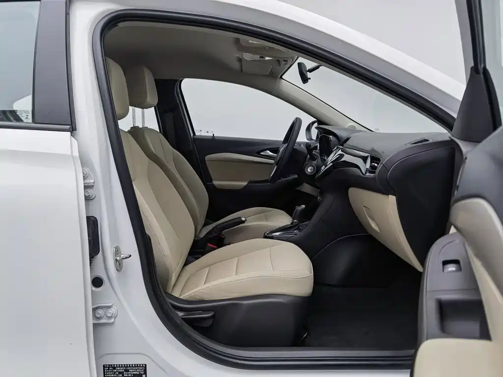 Buick Excelle 2023 — фото 23