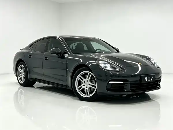 Porsche Panamera 2018