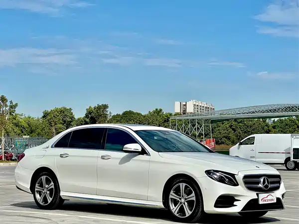 Mercedes-Benz E-Class 2017