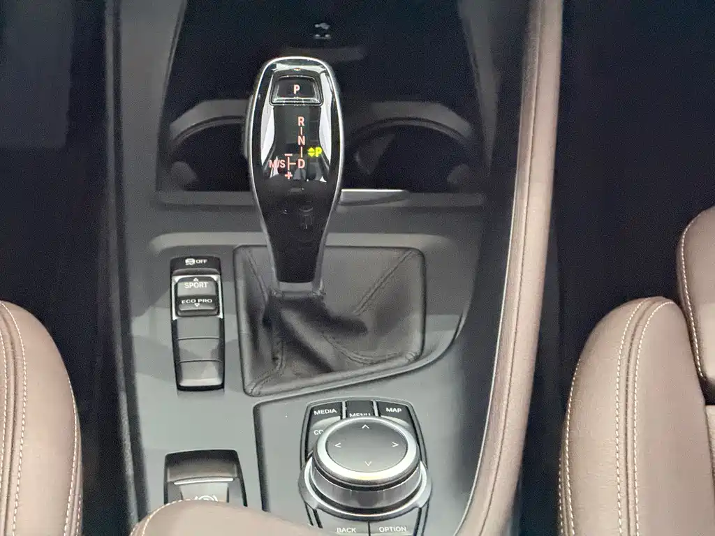 BMW X1 2022 — фото 10