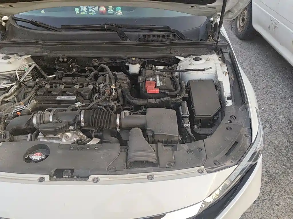 Honda Accord 2018 — фото 22