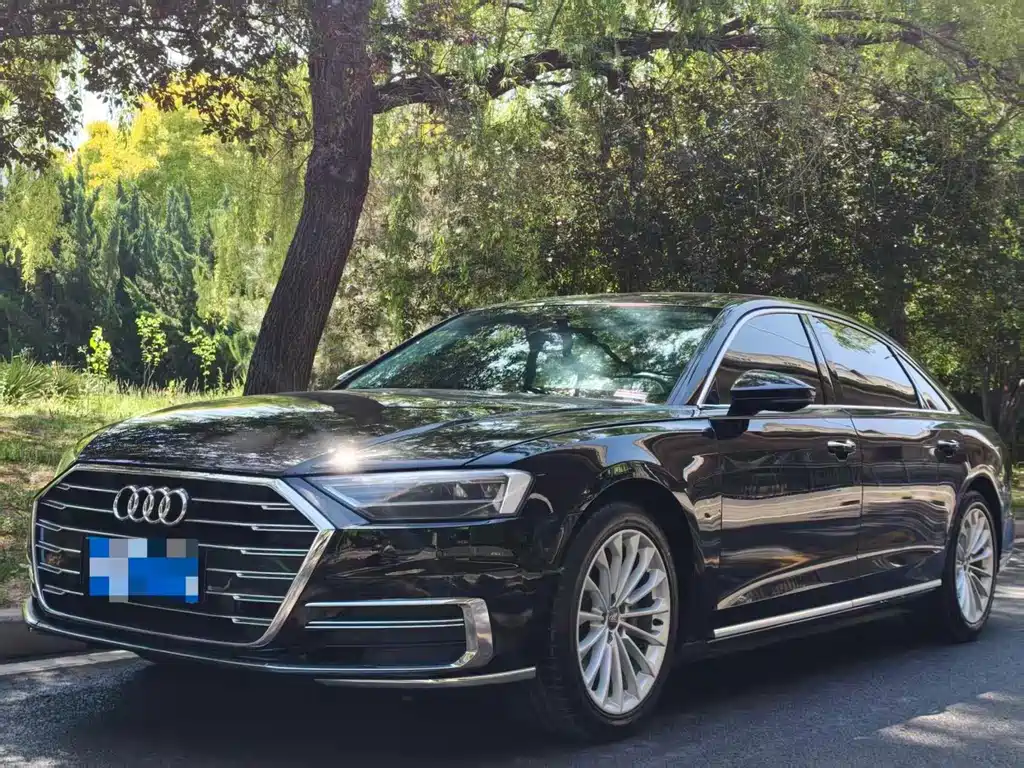 Audi A8 2022