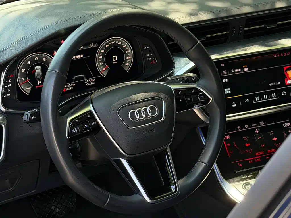 Audi A6 2022 — фото 9