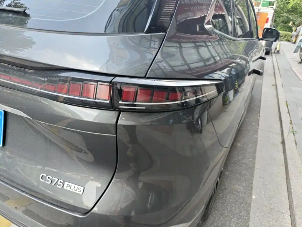 Changan CS75PLUS 2025 — фото 8