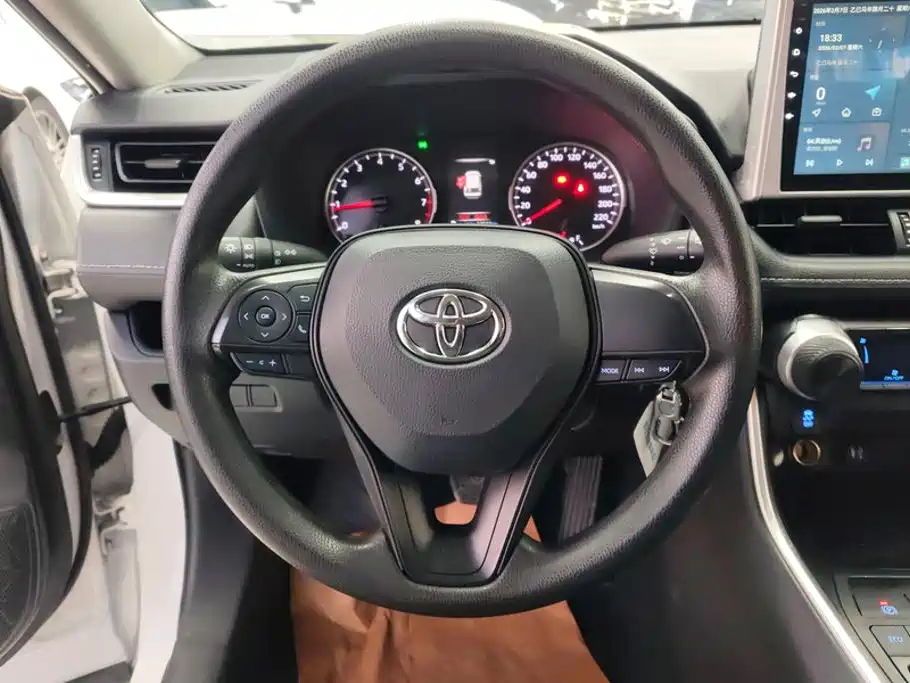 Toyota Wildlander 2023 — фото 14