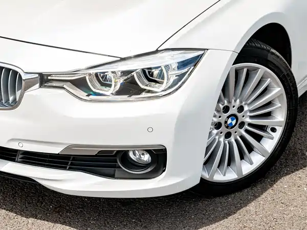 BMW 3 Series 2018