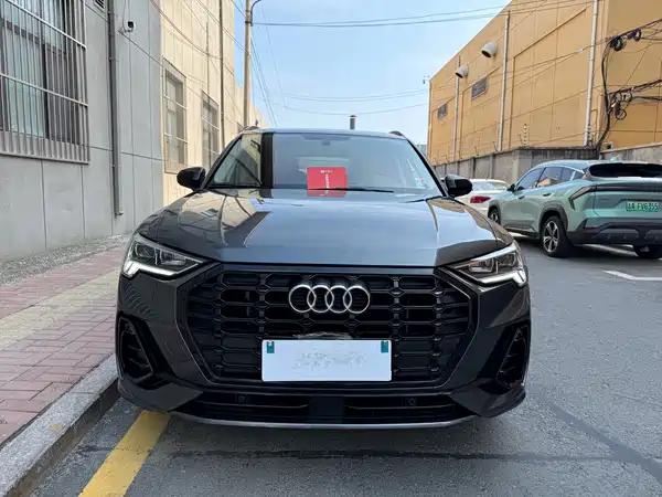 Audi Q3 2021