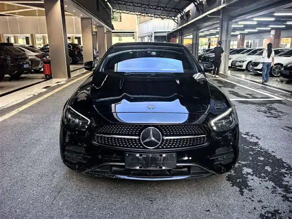Mercedes-Benz E-Class 2021
