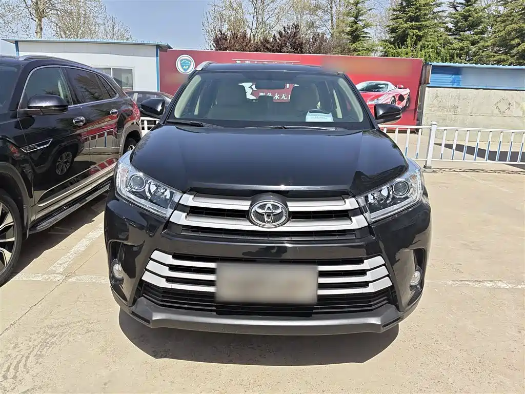 Toyota Highlander 2018 — фото 3