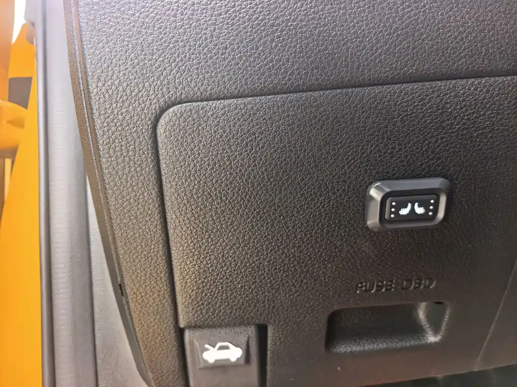Kia KX1 2023 — фото 13