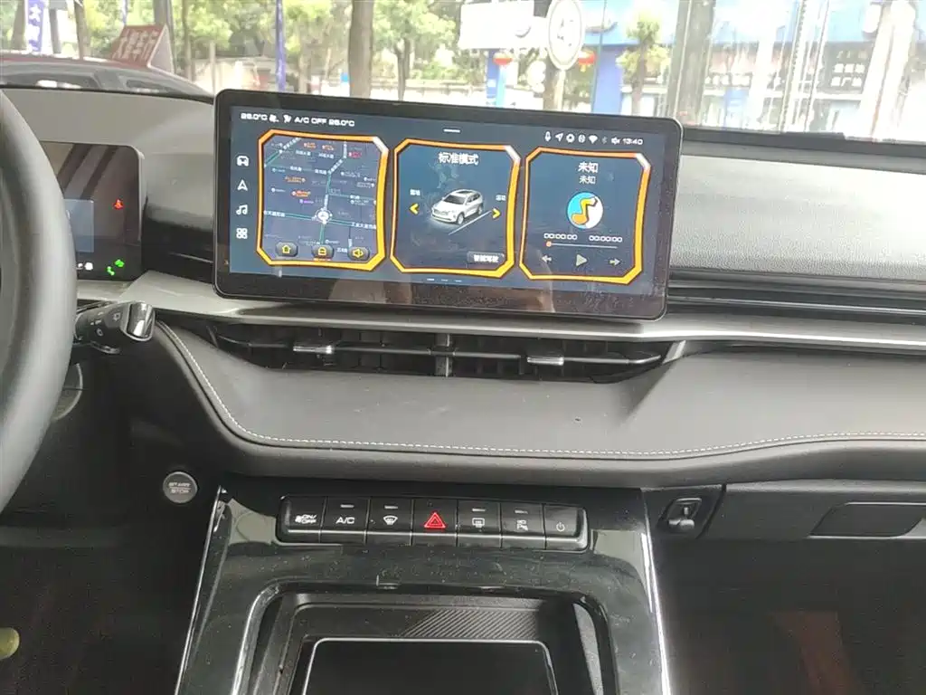 Haval H6 2023 — фото 13
