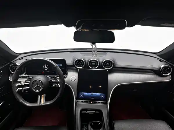 Mercedes-Benz C-Class 2022