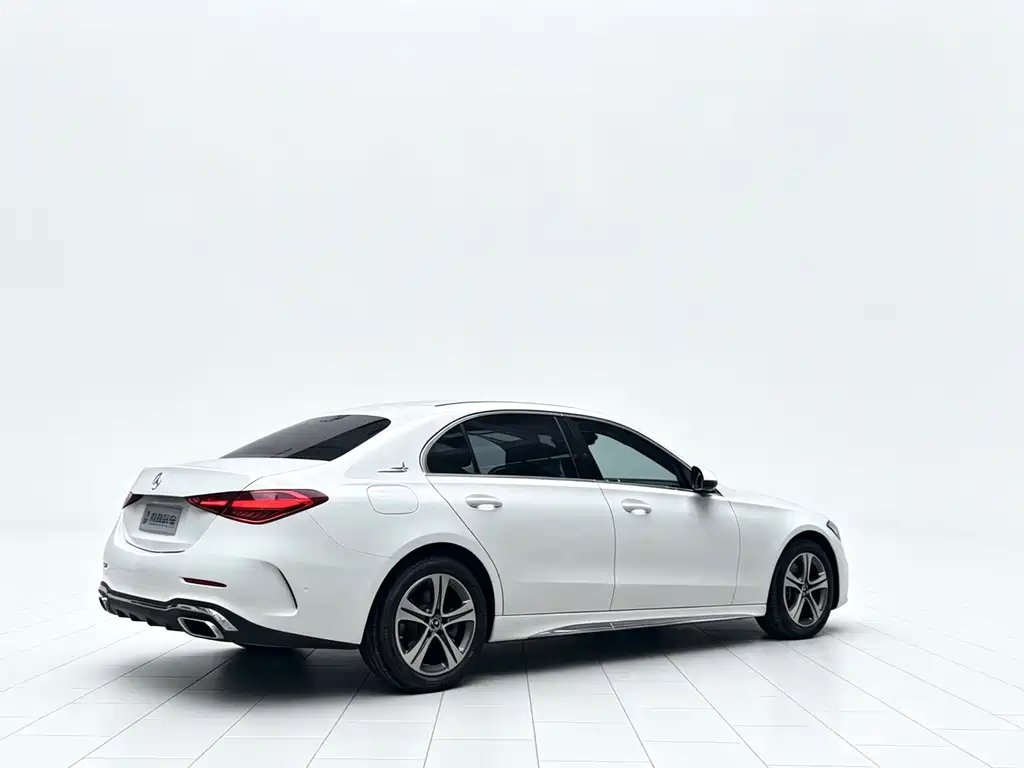 Mercedes-Benz C-Class 2022 — фото 13
