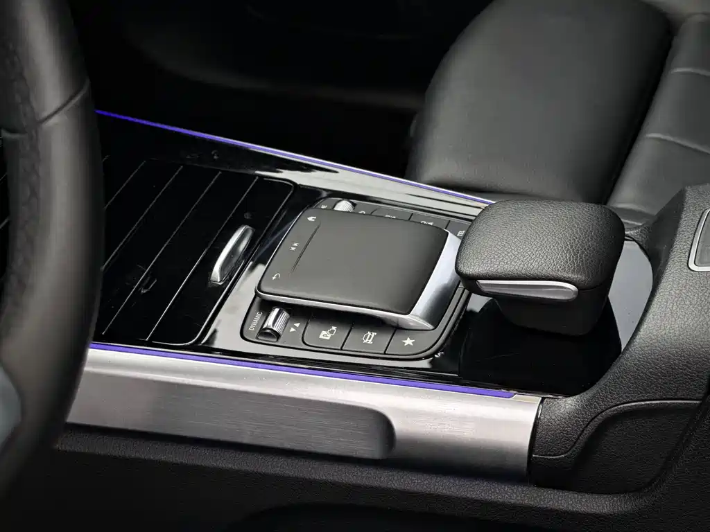 Mercedes-Benz GLB 2021 — фото 13