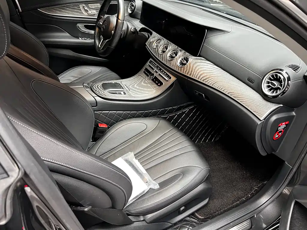 Mercedes-Benz CLS 2020 — фото 11