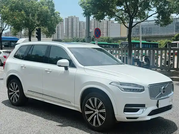 Volvo XC90 2024