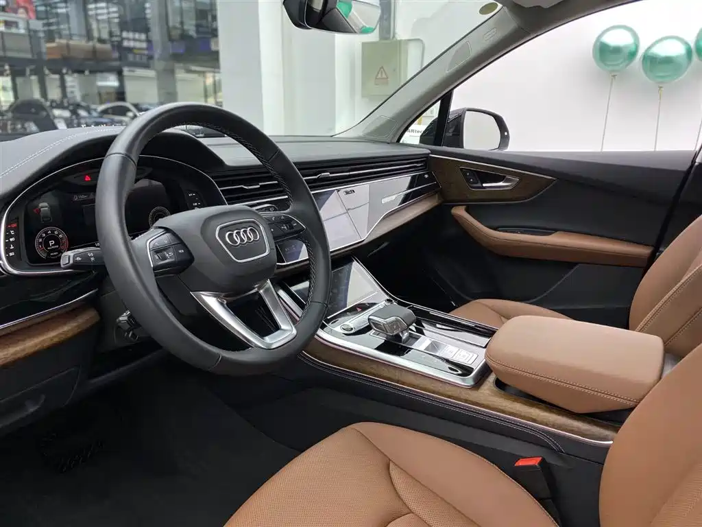 Audi Q7 2025