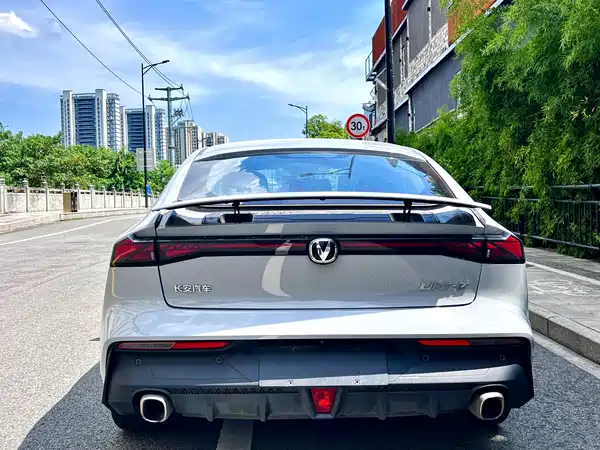 Changan UNI-V 2022