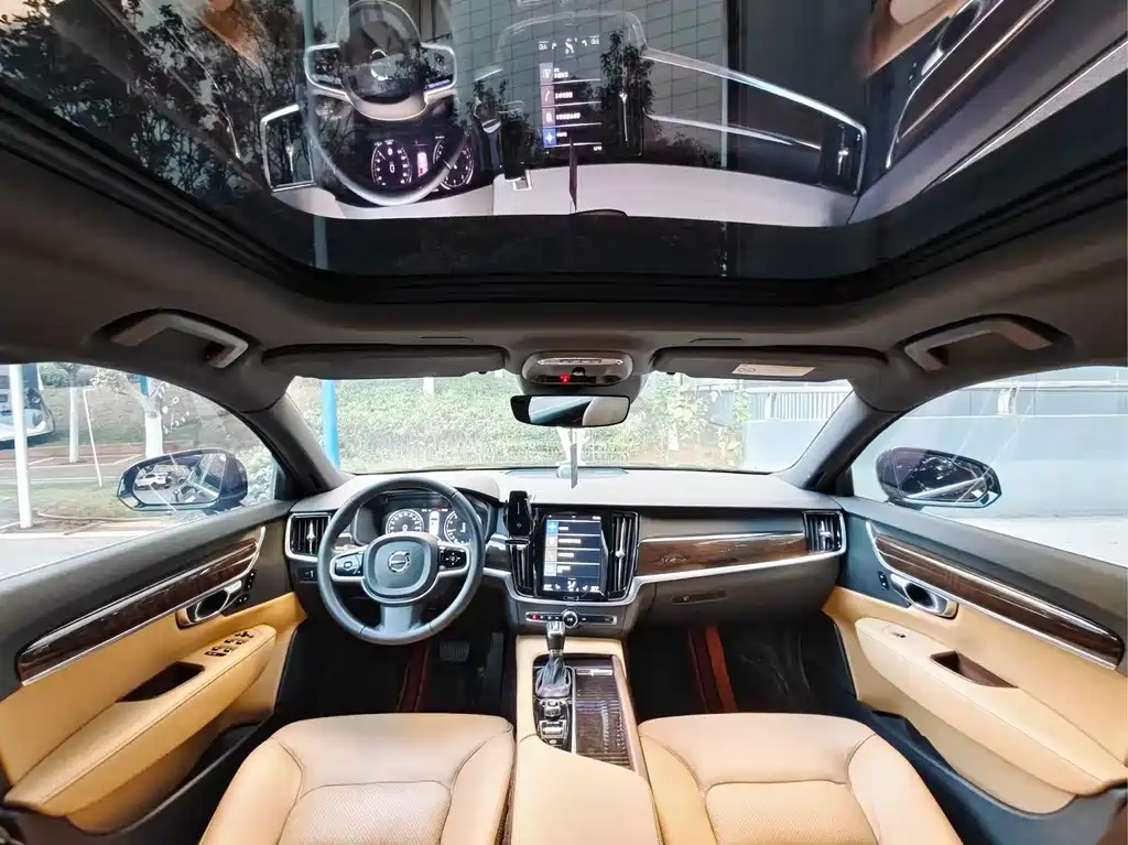 Volvo S90 2018 — фото 11